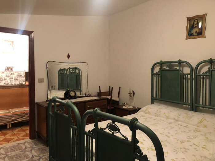 casa-indipendente-nel-centro-storico-di-Ogliastro-Cilento (22)