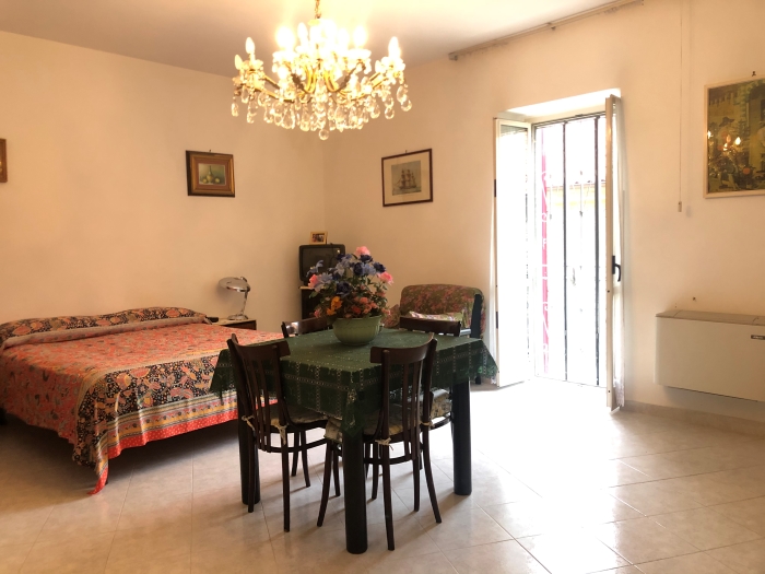 casa-indipendente-nel-centro-storico-di-Ogliastro-Cilento (3)
