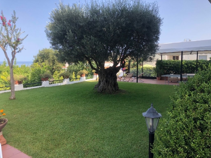 Villa-in-vendita-in-Parco-Paradiso-a-Castellabate (15)