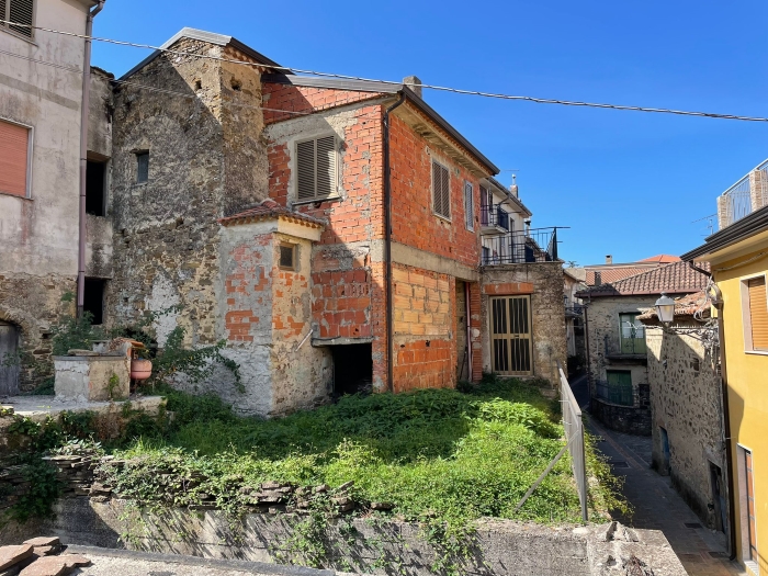 San-Mauro-Cilento-centro-storico-in-vendita (19)