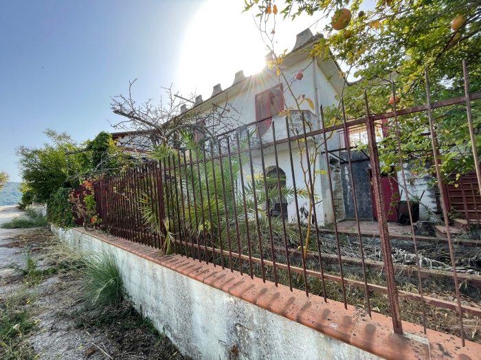 Casa-indipendente-da-ristrutturare-Castellabate-c (2)