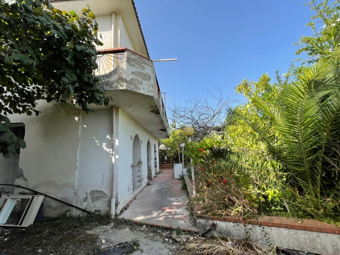 Casa-indipendente-da-ristrutturare-Castellabate-c (7)