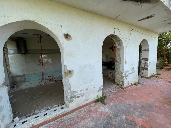 Casa-indipendente-da-ristrutturare-Castellabate-c (8)