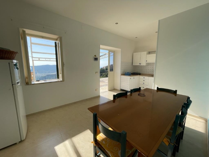 casa-in-vendita-a-castellabate-con-terrazzo-e-vista-mare (14)