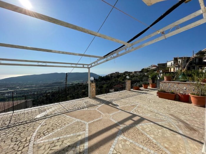 casa-in-vendita-a-castellabate-con-terrazzo-e-vista-mare (18)