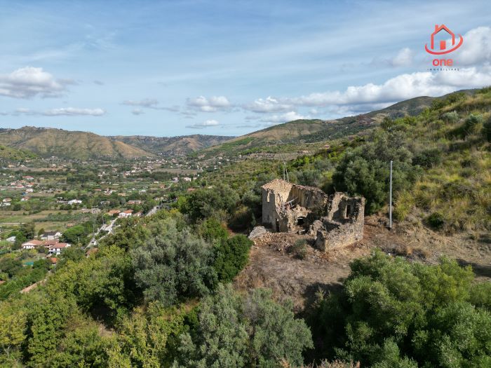 rudere-vista-mare-da-ristrutturare-in-vendita-a-mainolfo (2)