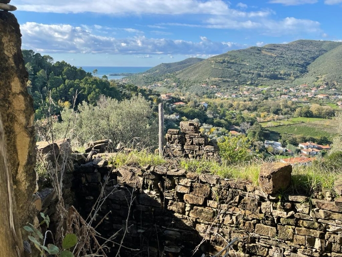 rudere-vista-mare-da-ristrutturare-in-vendita-a-mainolfo (3)