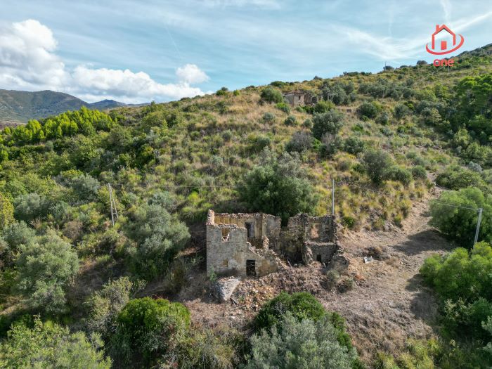 rudere-vista-mare-da-ristrutturare-in-vendita-a-mainolfo (4)