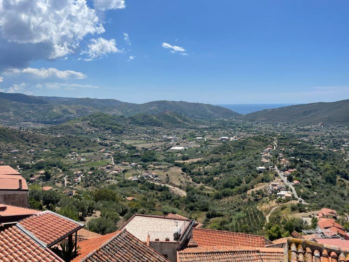 appartamento-con-terrazzo-vista-mare-in-vendita-castellabate-centro-storico (1)