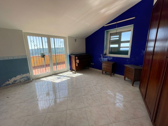 appartamento-con-terrazzo-vista-mare-in-vendita-castellabate-centro-storico (23)