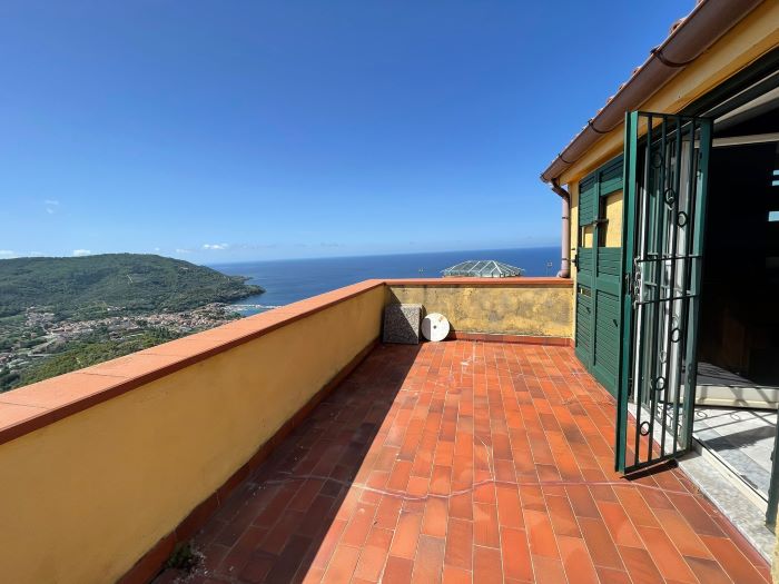 appartamento-con-terrazzo-vista-mare-in-vendita-castellabate-centro-storico (24)