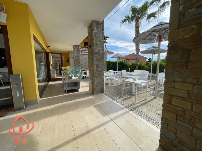 cessione-di-attività-ristorante-bar-pizzeria-ad-Agnone-Cilento (8)