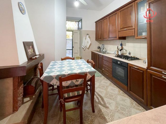 villa-a-schiera-in-vendita-sul-porto-di-San-Nicola-dei-Lembo (2)