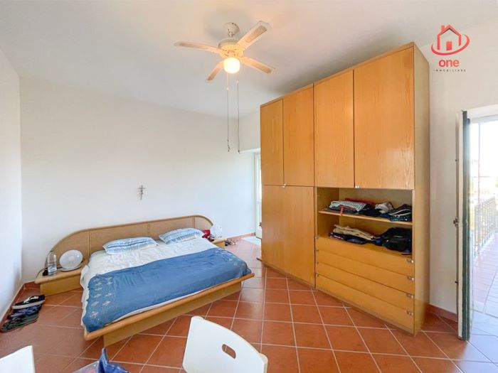 villa-a-schiera-in-vendita-sul-porto-di-San-Nicola-dei-Lembo (5)
