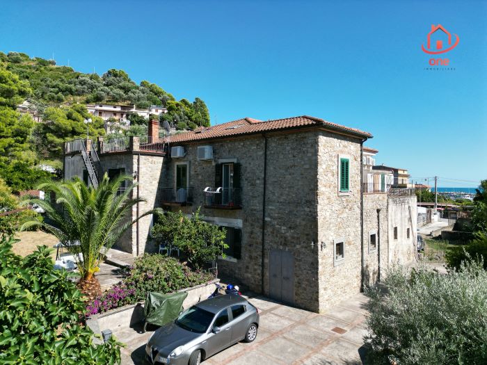 villa-a-schiera-in-vendita-sul-porto-di-San-Nicola-dei-Lembo (7)