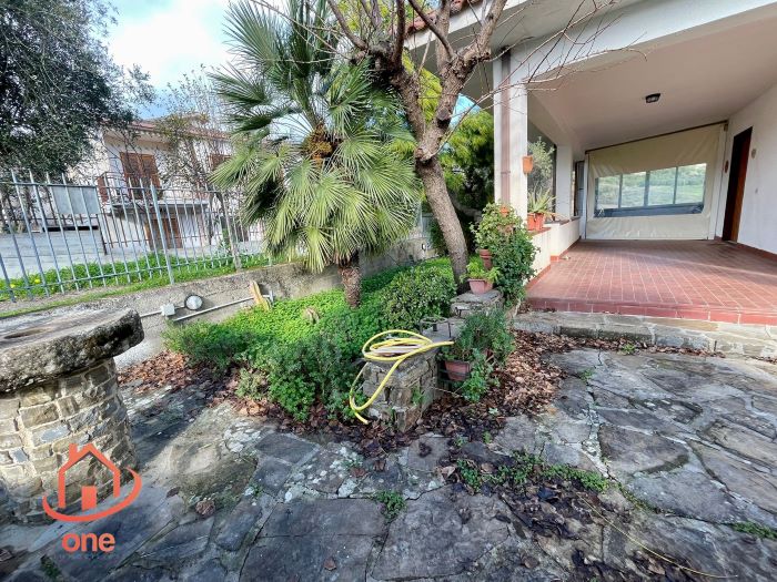 villa-in-vendita-a-Castellabate-con-giardino-e-garage (26)