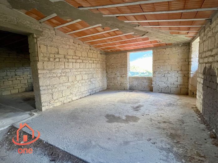 appartamento-da-ultimare-in-vendita-a-Ortodonico-fraz (11)