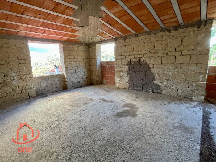 appartamento-da-ultimare-in-vendita-a-Ortodonico-fraz (14)