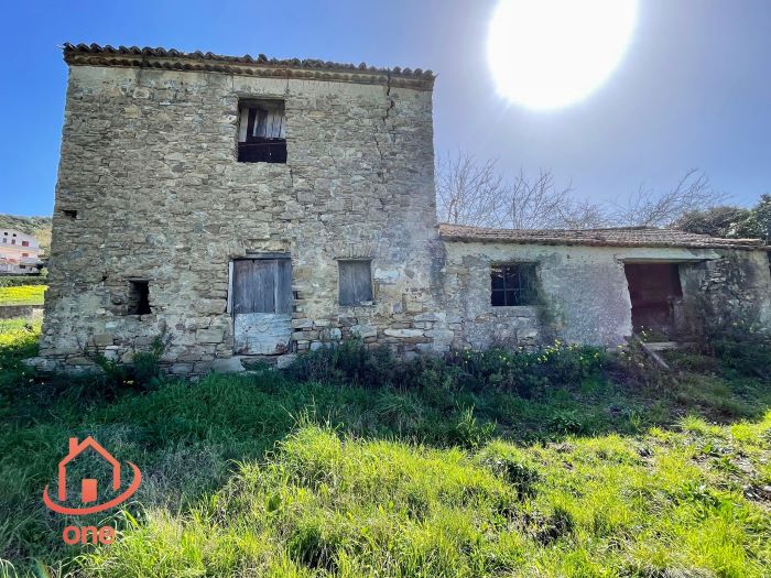 Rudere-in-vendita-a-Motecorce-con-progetto-approvato- (14)