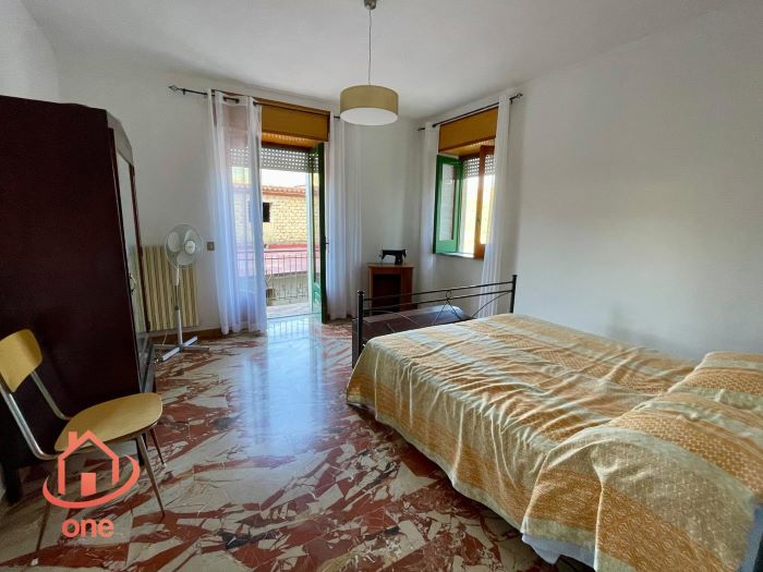 Appartamento-di-ampia-metratura-in-vendita-Ortodonico (2)