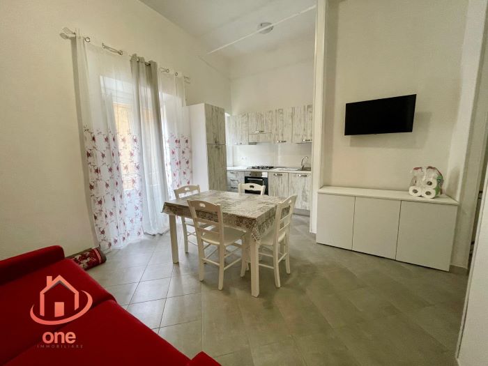 Affitto-annuale-al-centro-di-Santa_Maria-di-Castellabate (1)