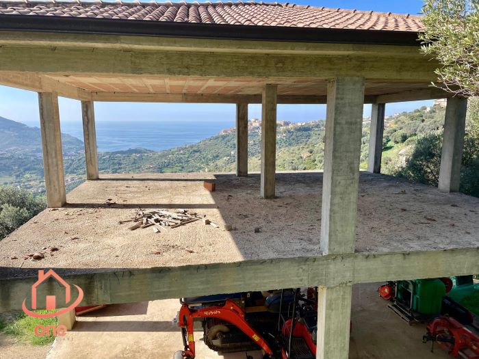 Villa-da-completare-in-vendita-a-Castellabate-con-vista-mare (22)