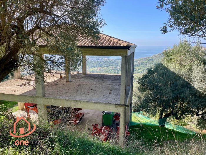 Villa-da-completare-in-vendita-a-Castellabate-con-vista-mare (24)