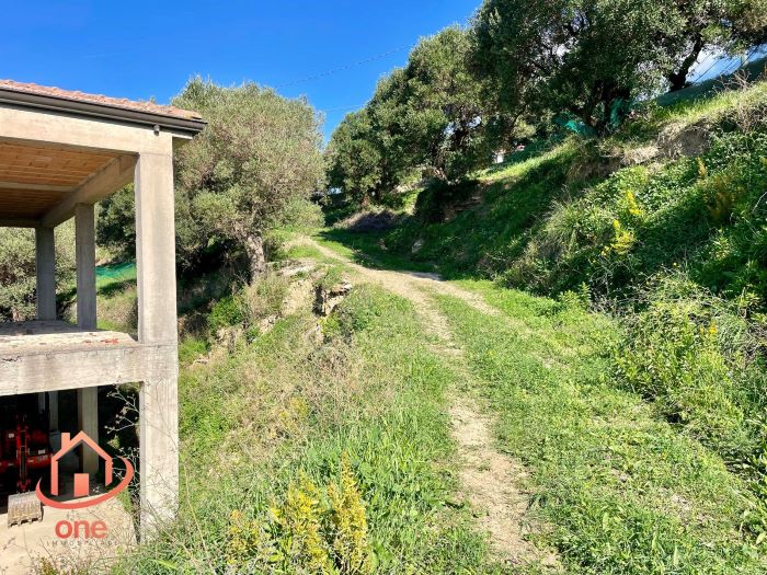 Villa-da-completare-in-vendita-a-Castellabate-con-vista-mare (28)