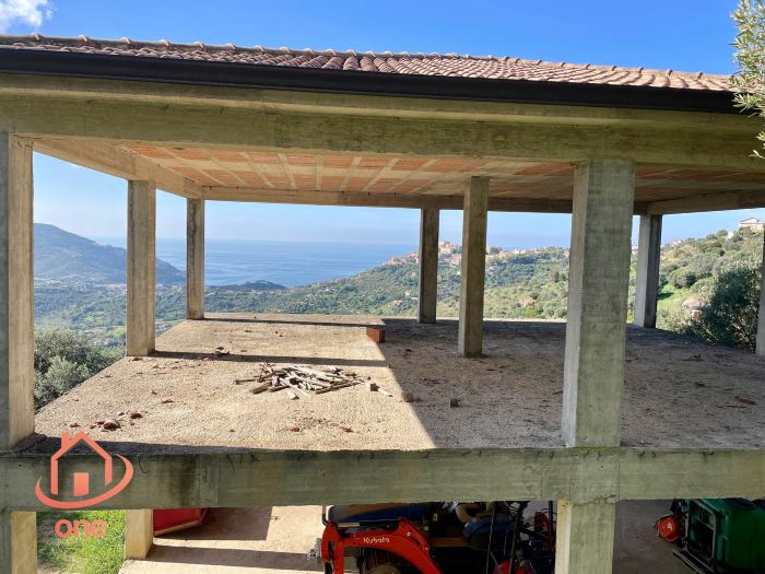 Villa-da-completare-in-vendita-a-Castellabate-con-vista-mare (35)