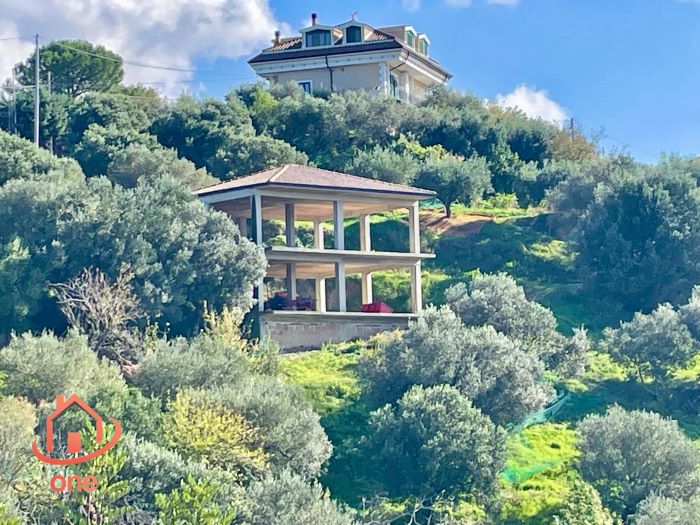 Villa-da-completare-in-vendita-a-Castellabate-con-vista-mare (39)