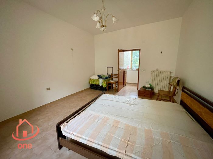 Casa-indipendente-in-vendita-a-Montecorice-paese (17)