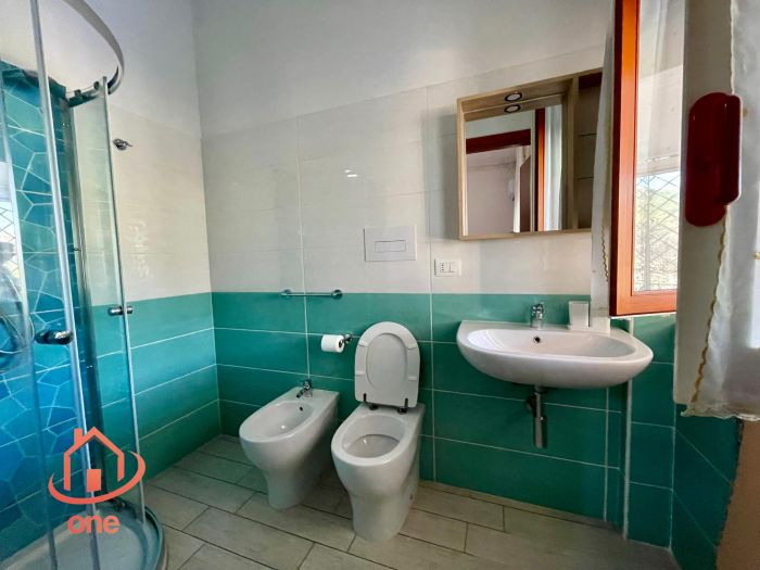 Villa-con-piscina-e-vista-mare-in-vendita-a-Santa-Maria-di-Castellabate (29)