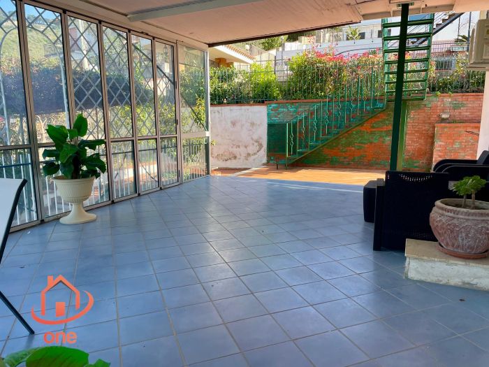 Villa-con-piscina-e-vista-mare-in-vendita-a-Santa-Maria-di-Castellabate (36)
