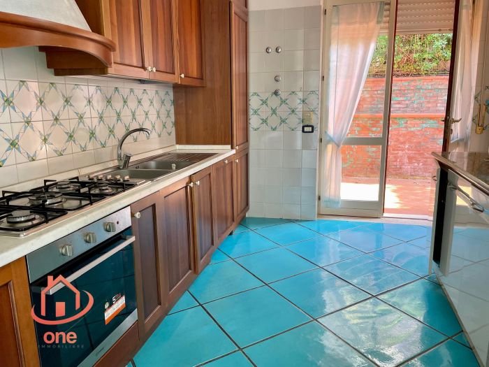 Villa-con-piscina-e-vista-mare-in-vendita-a-Santa-Maria-di-Castellabate (45)