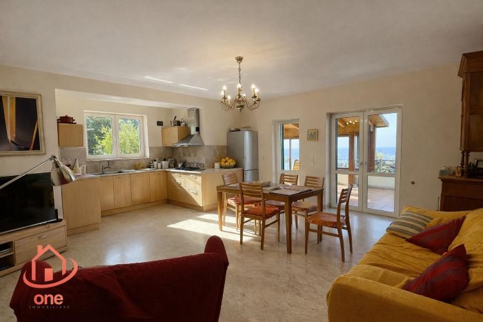 Villa-vista-mare-in-vendita-a-Santa-Maria-di-Castellabate (10)
