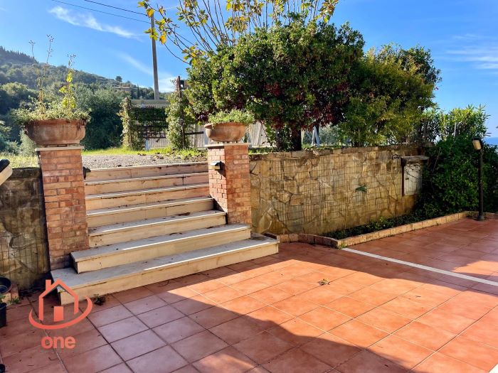 Villa-vista-mare-in-vendita-a-Santa-Maria-di-Castellabate (46)