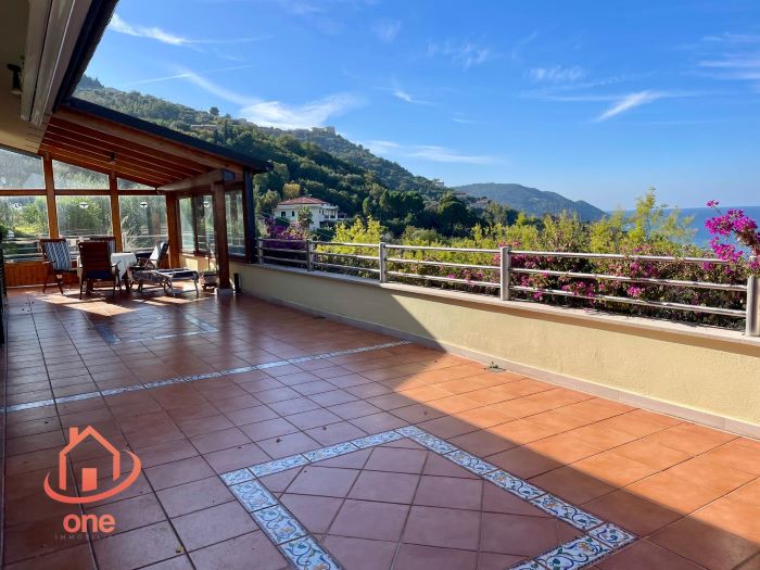 Villa-vista-mare-in-vendita-a-Santa-Maria-di-Castellabate (48)