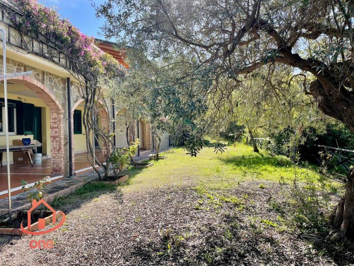Villa-vista-mare-in-vendita-a-Santa-Maria-di-Castellabate (8)