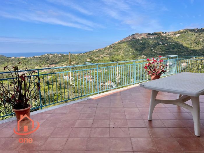 Casale-con-terreno-in-vendita-a-San-Marco-di-Castellabate-con-vista-mare (18)