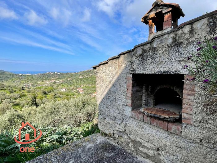 Casale-con-terreno-in-vendita-a-San-Marco-di-Castellabate-con-vista-mare (29)