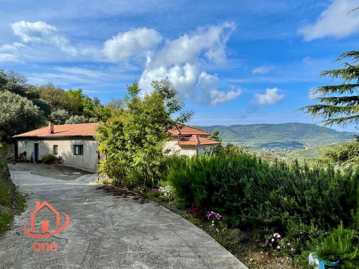 Casale-con-terreno-in-vendita-a-San-Marco-di-Castellabate-con-vista-mare (37)