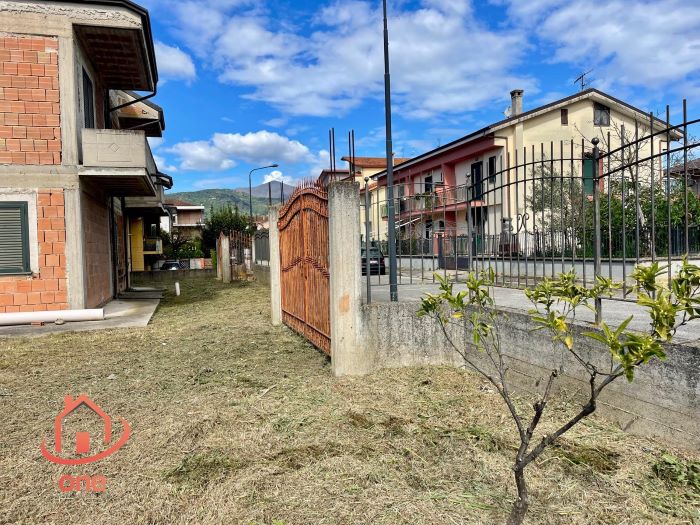 Villa-in-vendita-Castelnuovo-Cilento-Loc.-Velina-con-ampio-giardino (50)