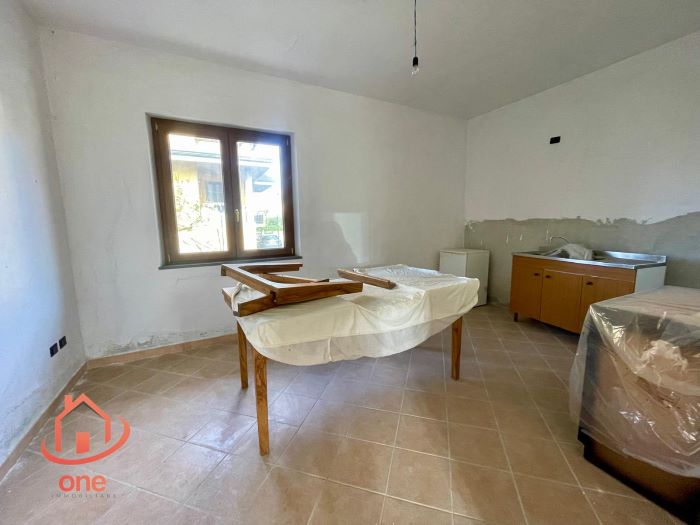 Villa-in-vendita-Castelnuovo-Cilento-Loc.-Velina-con-ampio-giardino (53)