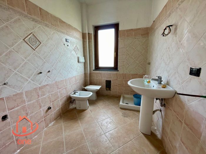 Villa-in-vendita-Castelnuovo-Cilento-Loc.-Velina-con-ampio-giardino (54)