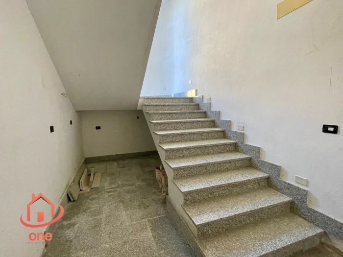 Villa-in-vendita-Castelnuovo-Cilento-Loc.-Velina-con-ampio-giardino (58)