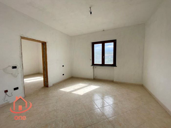 Villa-in-vendita-Castelnuovo-Cilento-Loc.-Velina-con-ampio-giardino (66)