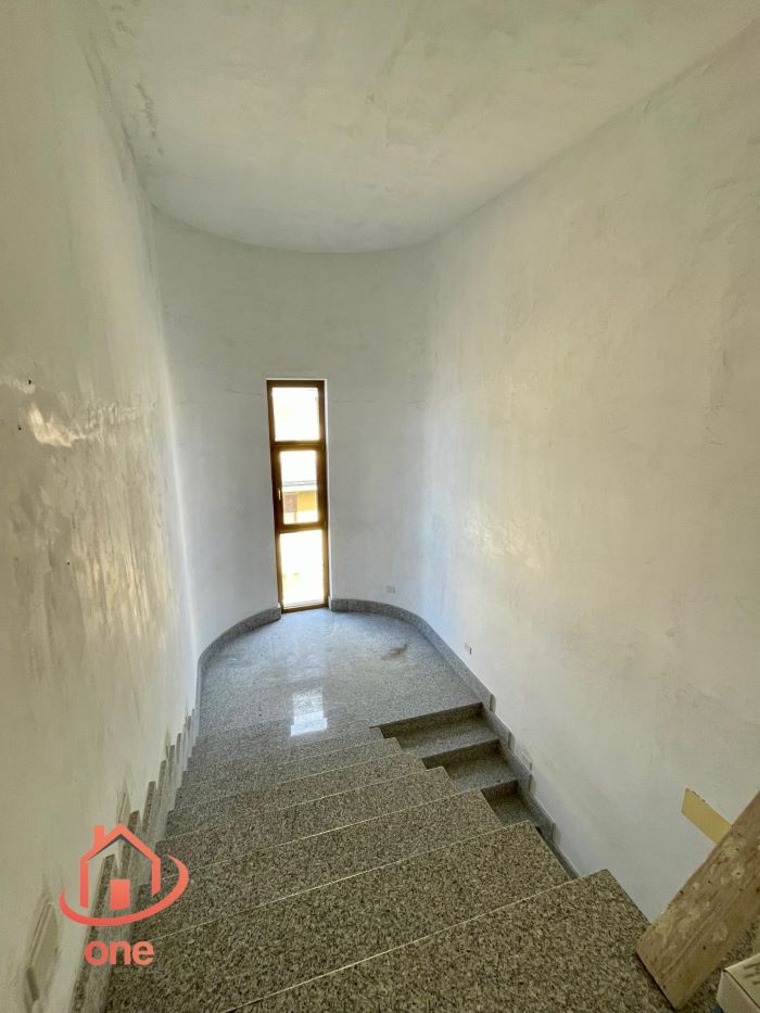 Villa-in-vendita-Castelnuovo-Cilento-Loc.-Velina-con-ampio-giardino (86)