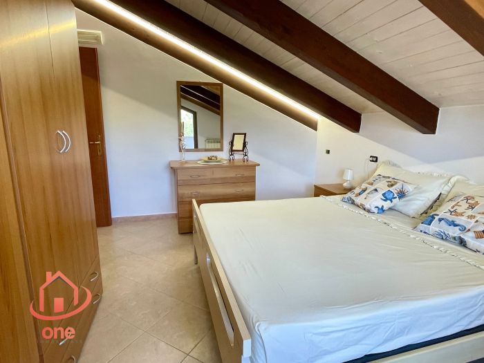 Appartamento-con-terrazzo-in-affitto-annuale-a-Santa-Maria-di-Castellabate (16)