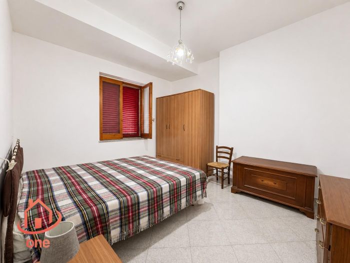 Villa-a-schiera-con-spazio-esterno-in-vendita-a-Giungatelle (1)