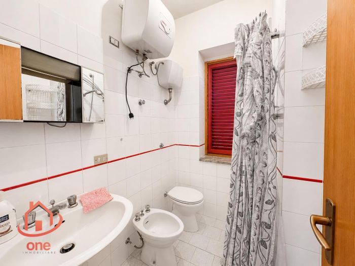Villa-a-schiera-con-spazio-esterno-in-vendita-a-Giungatelle (12)
